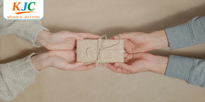 Ý nghĩa của sự kiện 1000 phần quà tặng tại phố đi bộ Bùi Viện