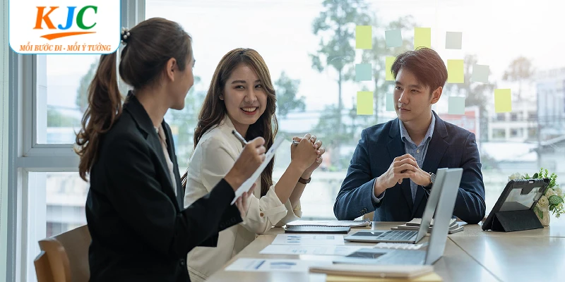 Yêu cầu và hành trình phát triển tại bộ phận HR KJC